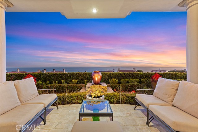 Detail Gallery Image 9 of 42 For 26 Cliffhouse Bluff, Newport Coast,  CA 92657 - 5 Beds | 4/1 Baths