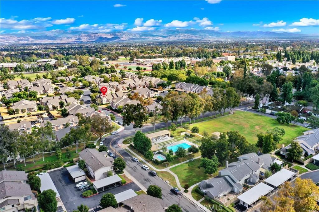 MLS #OC25245389 image #27