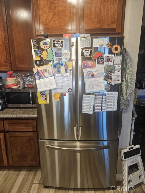 Detail Gallery Image 8 of 18 For 636 W 107th, Los Angeles,  CA 90044 - 3 Beds | 2 Baths