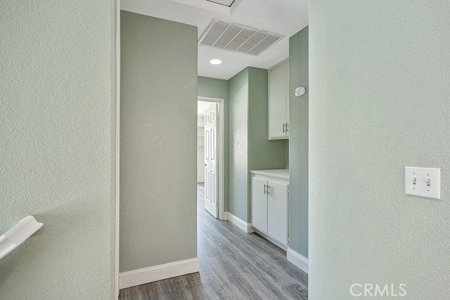 Detail Gallery Image 24 of 62 For 14846 Narcissus Crest Ave, Canyon Country,  CA 91387 - 5 Beds | 2/1 Baths