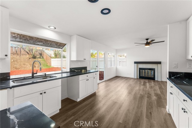 Detail Gallery Image 13 of 41 For 179 S Massachusetts, Lake Elsinore,  CA 92530 - 4 Beds | 3 Baths