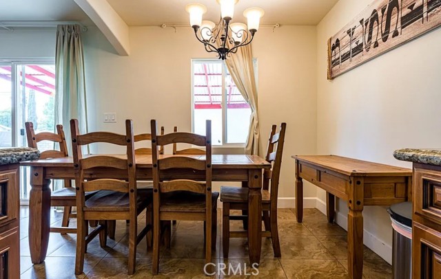 7101 Fallbrook Avenue, West Hills CA: https://media.crmls.org/medias/1c4d3d52-9abb-4c1c-9aae-52e24168aed4.jpg