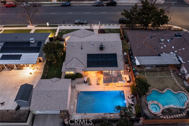 23642 Oxnard Street, Woodland Hills CA: https://media.crmls.org/medias/1c4f67e9-47ed-48ae-ab81-70f64273fd26.jpg