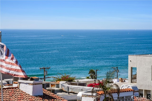 3605 Crest Drive, Manhattan Beach, California 90266, 2 Bedrooms Bedrooms, ,1 BathroomBathrooms,Residential,Sold,Crest,SB21199066