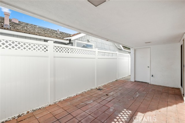 Detail Gallery Image 20 of 36 For 121 Onyx Ave, Newport Beach,  CA 92662 - 3 Beds | 3 Baths