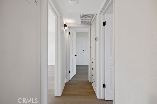 Detail Gallery Image 17 of 28 For 412 E Fairview Rd, Bakersfield,  CA 93307 - 2 Beds | 1 Baths