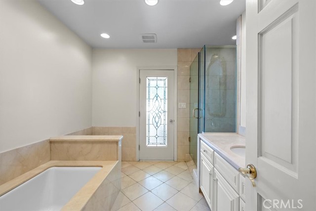 17 Pony Lane, Rolling Hills Estates, California 90274, 4 Bedrooms Bedrooms, ,3 BathroomsBathrooms,Residential,Sold,Pony,PV22150170