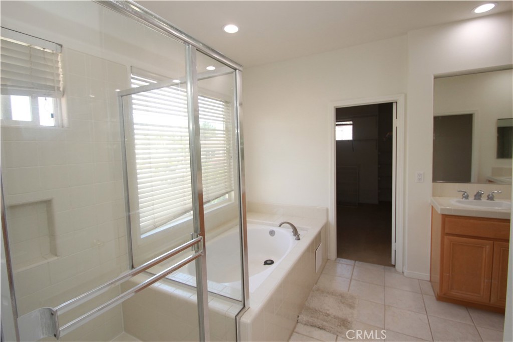 1c500823 014c 40ef 95ea 135cda520544