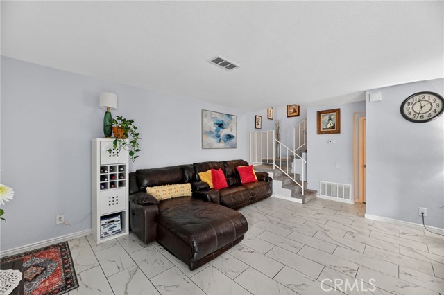 Detail Gallery Image 6 of 45 For 20362 #10 Flower Gate, Yorba Linda,  CA 92886 - 3 Beds | 2/1 Baths