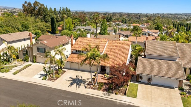 22982 Cecelia, Mission Viejo CA: https://media.crmls.org/medias/1c52430d-496c-4dce-9113-1cfd7178dd34.jpg