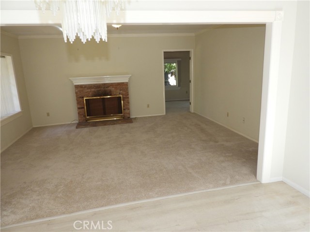 Detail Gallery Image 3 of 15 For 1554 Las Lunas St, Pasadena,  CA 91106 - 3 Beds | 2 Baths