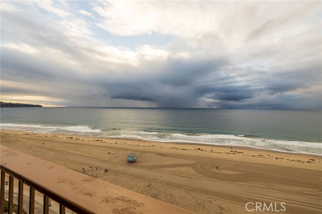 Detail Gallery Image 54 of 60 For 727 Esplanade #302,  Redondo Beach,  CA 90277 - 2 Beds | 2 Baths