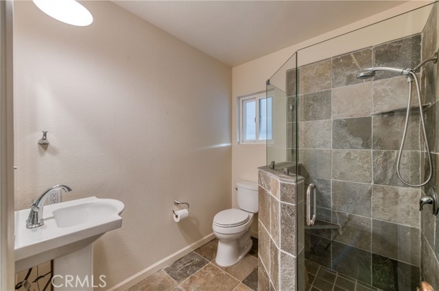 Detail Gallery Image 24 of 75 For 5426 Columbia Dr, Fresno,  CA 93727 - 3 Beds | 2 Baths