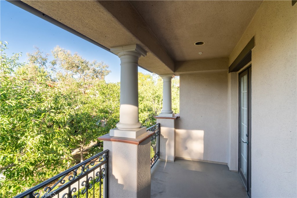 MLS #OC25199946 image #19