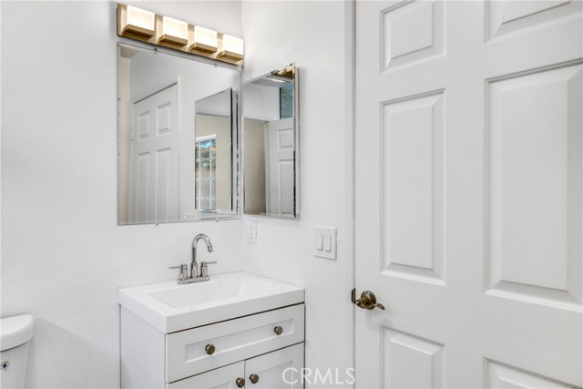 14383 Nordhoff Street, Panorama City CA: https://media.crmls.org/medias/1c53a260-1e95-4438-8c0e-e3a46e5fb6e1.jpg