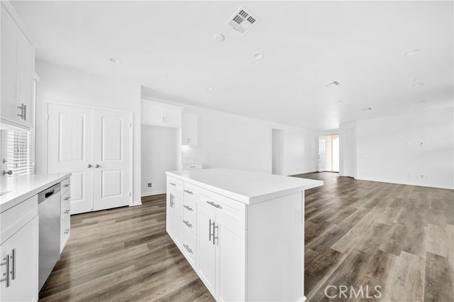 Detail Gallery Image 17 of 39 For 3476 Smith St, Jurupa Valley,  CA 92509 - 4 Beds | 2 Baths