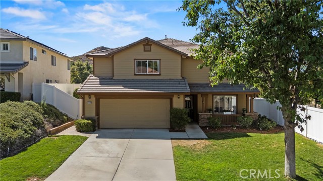 Detail Gallery Image 1 of 38 For 21240 Lone Star Way, Saugus,  CA 91390 - 4 Beds | 3 Baths
