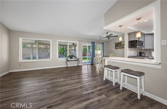 Detail Gallery Image 14 of 23 For 2158 N Magnolia, Rialto,  CA 92377 - 4 Beds | 2 Baths