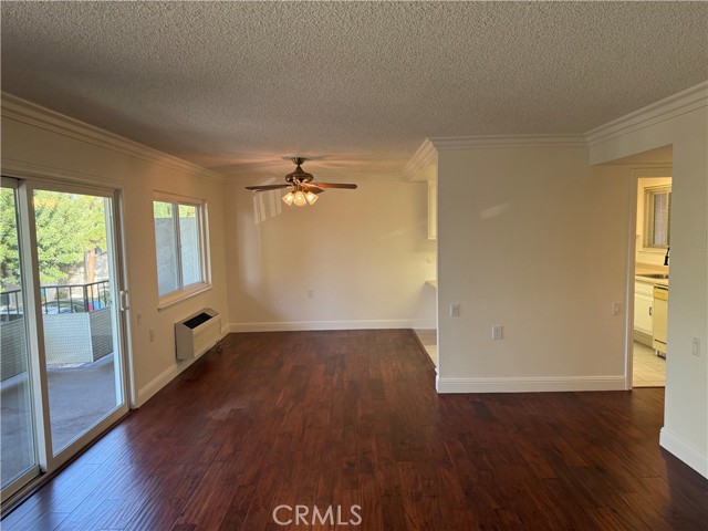 Detail Gallery Image 3 of 47 For 2290 via Puerta a,  Laguna Woods,  CA 92637 - 2 Beds | 2 Baths