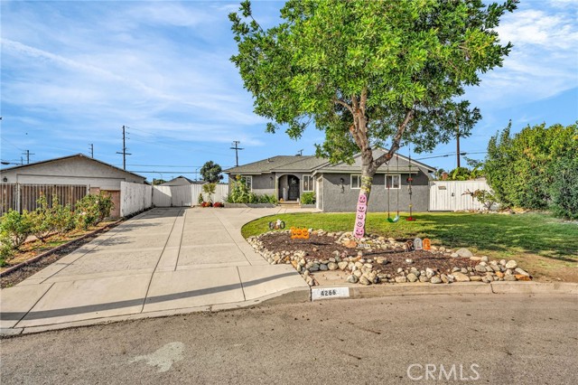 Detail Gallery Image 2 of 54 For 4266 Berkeley, Montclair,  CA 91763 - 3 Beds | 2 Baths
