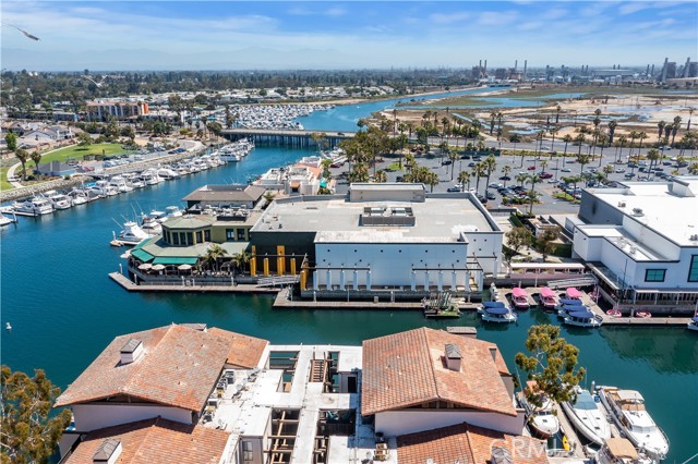 Detail Gallery Image 26 of 30 For 5226 Marina Pacifica Dr, Long Beach,  CA 90803 - 1 Beds | 1/1 Baths