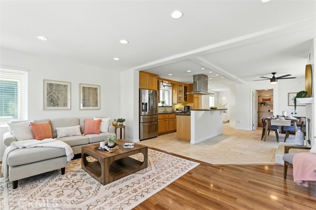 2613 S Kerckhoff Avenue, San Pedro CA: https://media.crmls.org/medias/1c58ce1c-b30e-4de0-be2e-f274ebdcaff3.jpg
