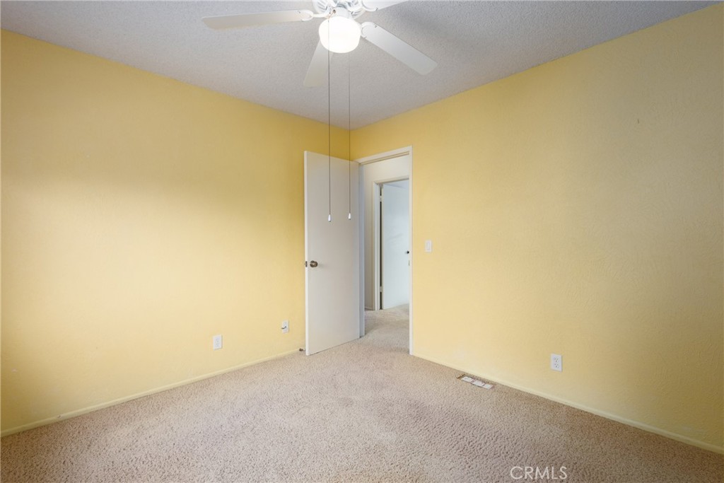 https://media.crmls.org/medias/1c594909-1492-41bc-97a9-2c41a1ba3223.jpg?preset=X-Large