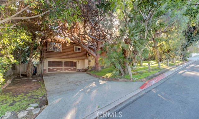 1130 2nd Street, Manhattan Beach, California 90266, 3 Bedrooms Bedrooms, ,2 BathroomsBathrooms,Residential,Sold,2nd,SB23013729