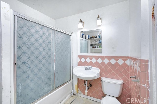 Detail Gallery Image 14 of 20 For 362 S Vancouver Ave, East Los Angeles,  CA 90022 - 3 Beds | 1 Baths