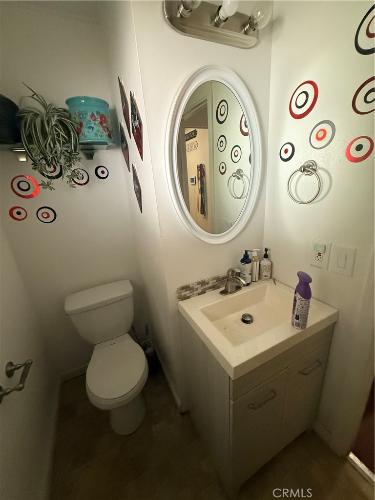 https://media.crmls.org/medias/1c5a4a57-b817-4271-a1c4-674efa2fcad3.jpg?preset=X-Large