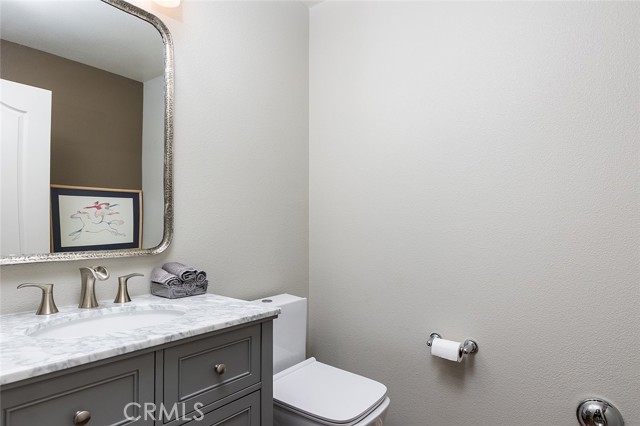 453 N Altadena Drive, Pasadena CA: https://media.crmls.org/medias/1c5a8f0f-01ec-490d-bb14-cfd16b6d6446.jpg