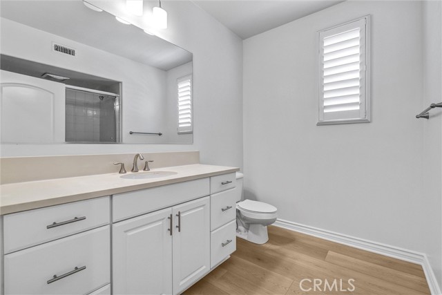 130 Rose Arch, Irvine CA: https://media.crmls.org/medias/1c5a9423-b8a2-4c06-86bd-53325ca4746c.jpg