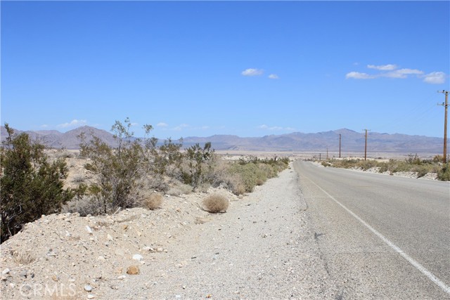769 Meridian Road, Lucerne Valley CA: https://media.crmls.org/medias/1c5aac36-f265-489c-bed7-0e406c1d3c97.jpg