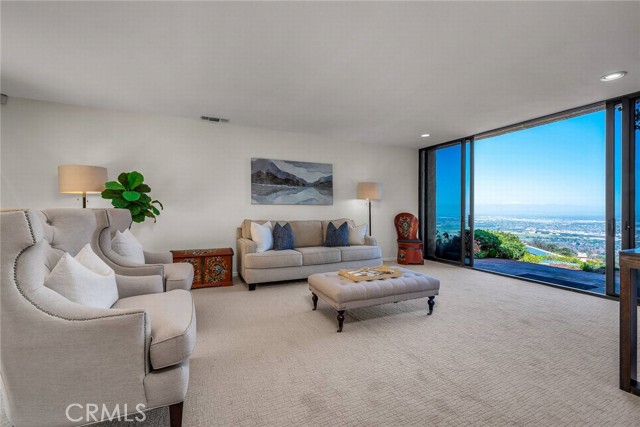 29711 Grandpoint Lane, Rancho Palos Verdes, California 90275, 4 Bedrooms Bedrooms, ,4 BathroomsBathrooms,Residential,Sold,Grandpoint Lane,PV24073485