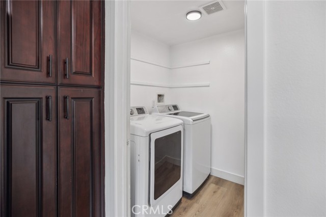 Detail Gallery Image 11 of 19 For 1326 via Del Rio, Corona,  CA 92882 - 3 Beds | 1/1 Baths