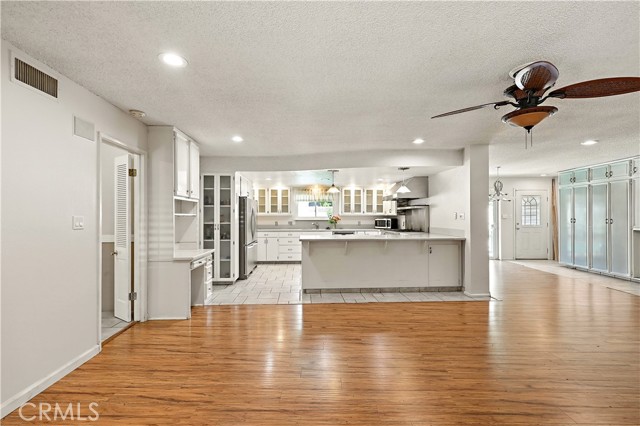 Detail Gallery Image 14 of 62 For 1011 Wyoming Dr, Merced,  CA 95340 - 5 Beds | 3 Baths