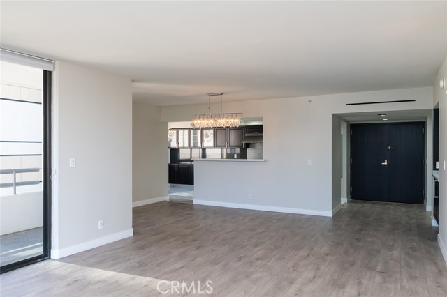 Detail Gallery Image 11 of 57 For 343 Pioneer Dr #504,  Glendale,  CA 91203 - 3 Beds | 2 Baths