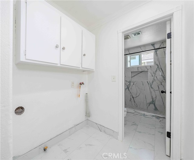 10203 Imperial Avenue, Garden Grove CA: https://media.crmls.org/medias/1c5dc02b-8430-4e3e-9dab-7cd8cefbd4a8.jpg