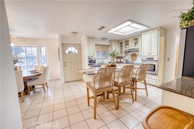 Detail Gallery Image 11 of 33 For 4630 N Lorna, Fresno,  CA 93705 - 3 Beds | 2 Baths