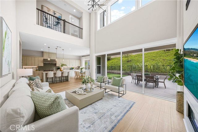 281 Burwood, Lake Forest CA: https://media.crmls.org/medias/1c61958a-16f7-4b92-8261-3f328f281c6f.jpg