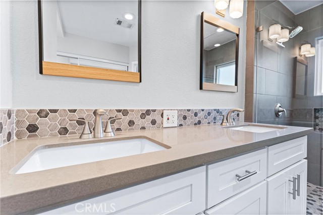 5847 E Rocking Horse Way, Orange CA: https://media.crmls.org/medias/1c623ac2-d5a1-4896-bdd3-49ebb57e044b.jpg