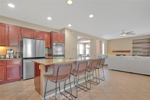 Detail Gallery Image 11 of 42 For 36644 Bay Hill Dr, Beaumont,  CA 92223 - 4 Beds | 3/1 Baths