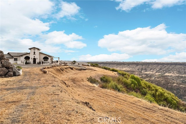 4541 Skyway, Paradise CA: https://media.crmls.org/medias/1c62b749-af91-496e-ac8f-49de17f6c244.jpg