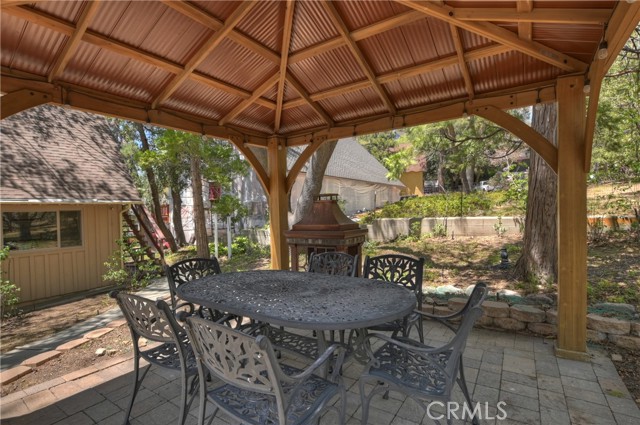 Detail Gallery Image 49 of 57 For 1249 Yellowstone Dr, Lake Arrowhead,  CA 92352 - 5 Beds | 3/2 Baths
