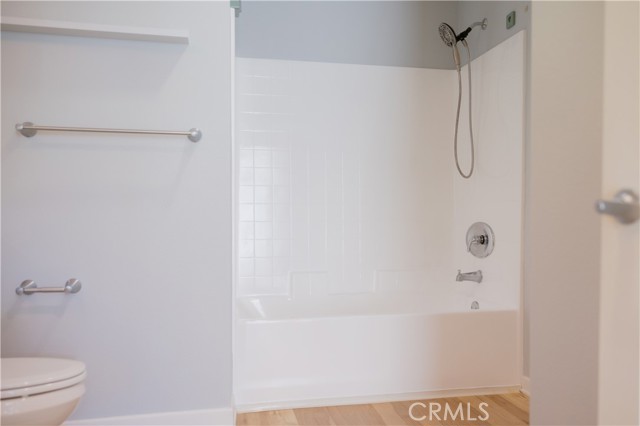 160 S Hudson Avenue, Pasadena CA: https://media.crmls.org/medias/1c64092c-7daf-4db2-a4ac-88eb8873e185.jpg
