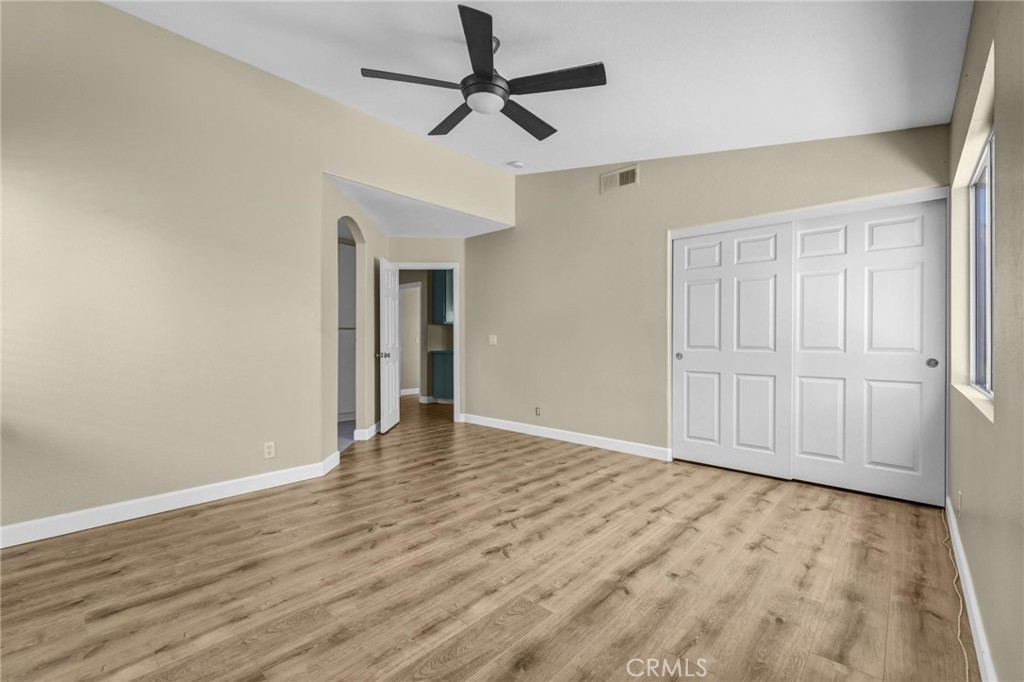 589 Iona Court - photo 10