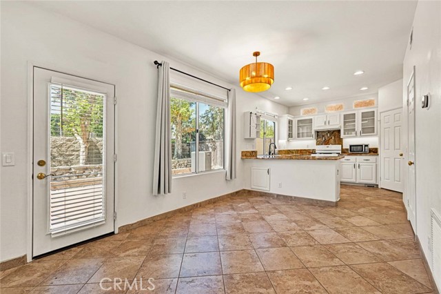Detail Gallery Image 12 of 39 For 27 Cayman Brac, Aliso Viejo,  CA 92656 - 3 Beds | 2/1 Baths