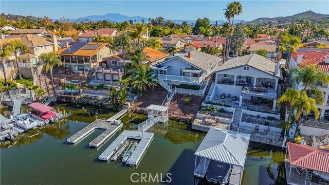 Detail Gallery Image 4 of 42 For 30221 Channel Way, Canyon Lake,  CA 92587 - 3 Beds | 2 Baths