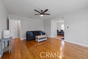 https://media.crmls.org/medias/1c6635c3-795a-414a-ad4a-58747d4a3b83.jpg?preset=X-Large