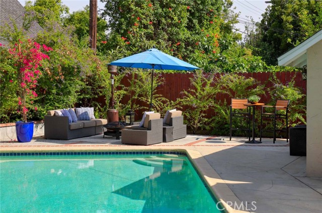 1534 Idlewood Road, Glendale CA: https://media.crmls.org/medias/1c66979d-6576-469f-aa1c-37f4f389aff2.jpg
